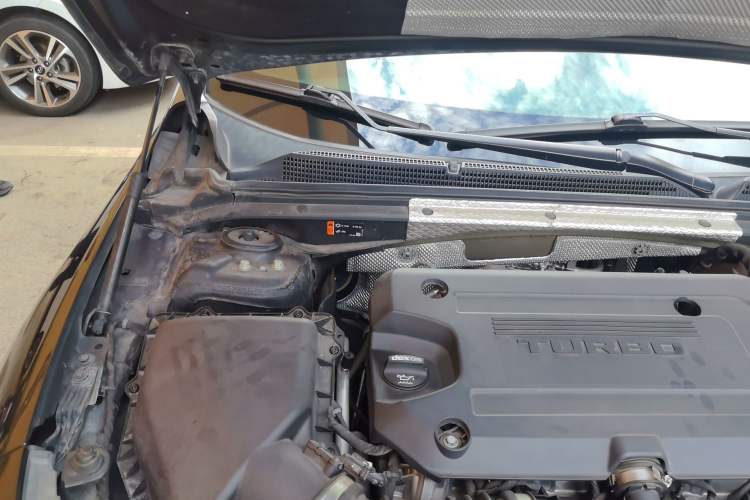Used Chevrolet Malibu XL 2019 Redline 550T Automatic RuiLian Edition Engine Bay Right