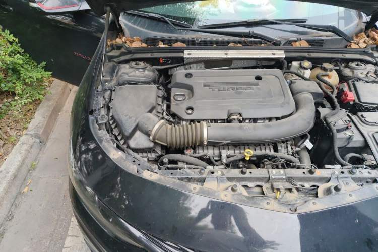 Used Chevrolet Malibu XL 2019 Redline 550T Automatic Sport Edition Engine Bay Right