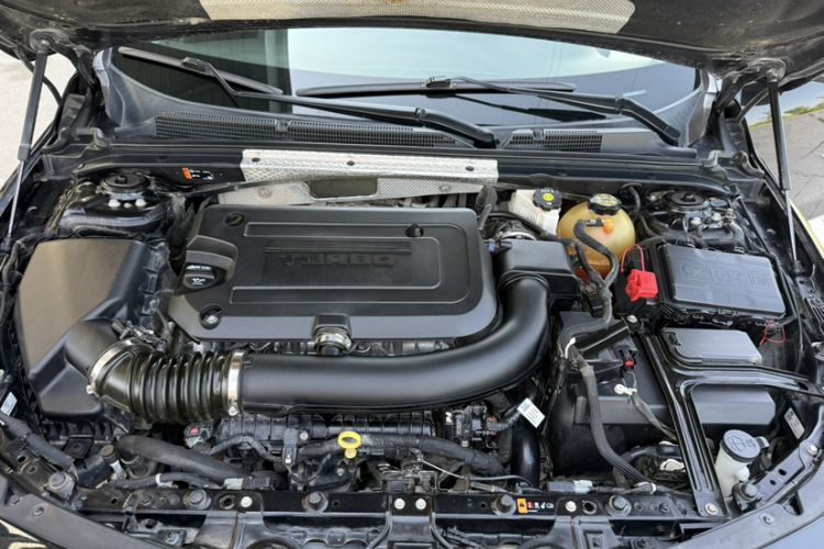Used Chevrolet Malibu XL 2019 Redline 550T Automatic Sport Edition Engine Bay
