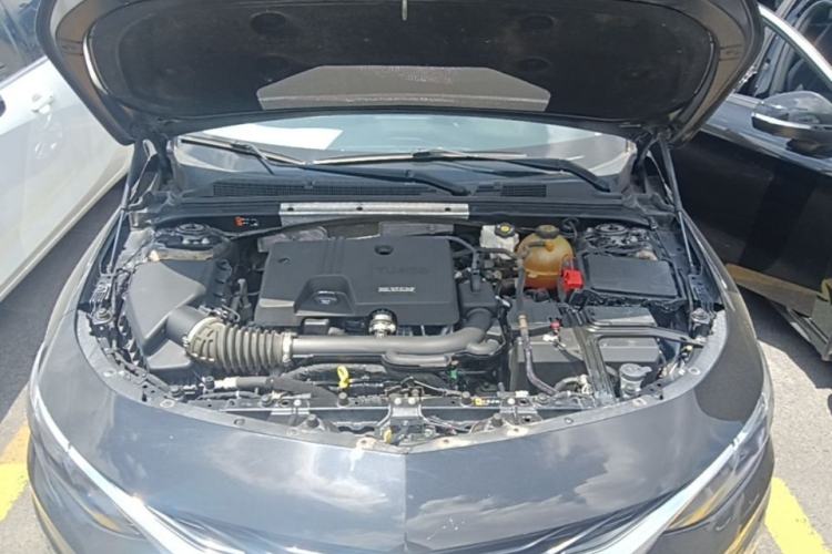 Used Chevrolet Malibu XL 2019 535T CVT Active Version Engine Bay