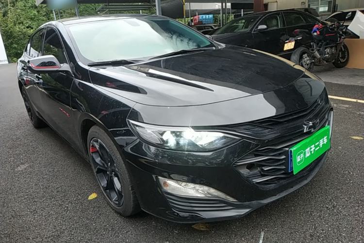 Used Chevrolet Malibu XL 2019 Redline 550T Automatic Sport Edition Front Right 45 Deg