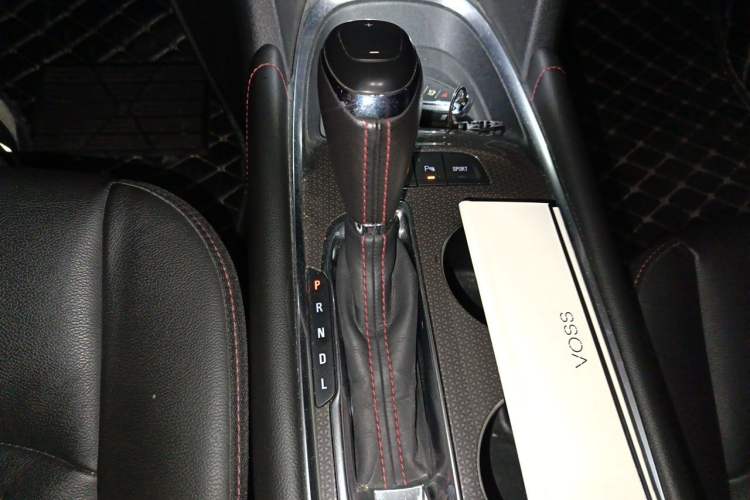 Used Chevrolet Malibu XL 2019 Redline 550T Automatic Sport Edition Gear Lever