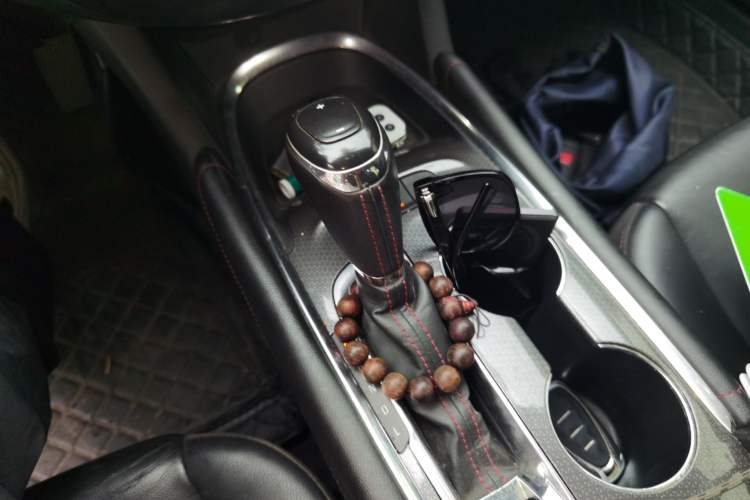 Used Chevrolet Malibu XL 2019 Redline 550T Automatic RuiLian Edition Gear Lever