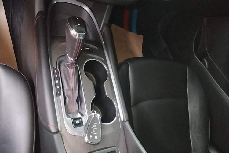 Used Chevrolet Malibu XL 2019 Redline 550T Automatic RuiLian Edition Gear Lever