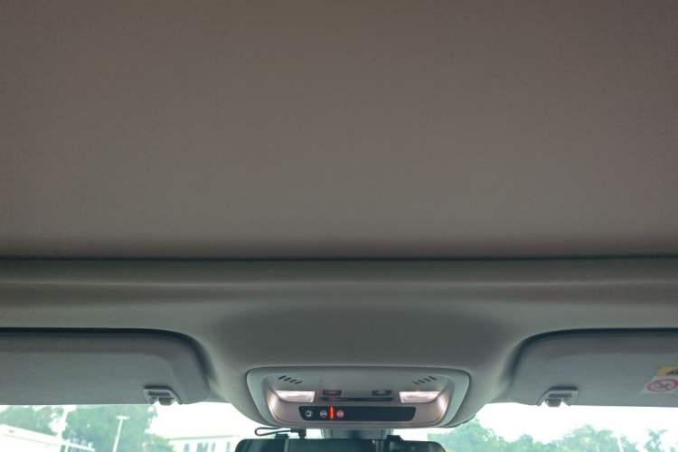 Used Chevrolet Malibu XL 2019 535T CVT Active Version Headliner