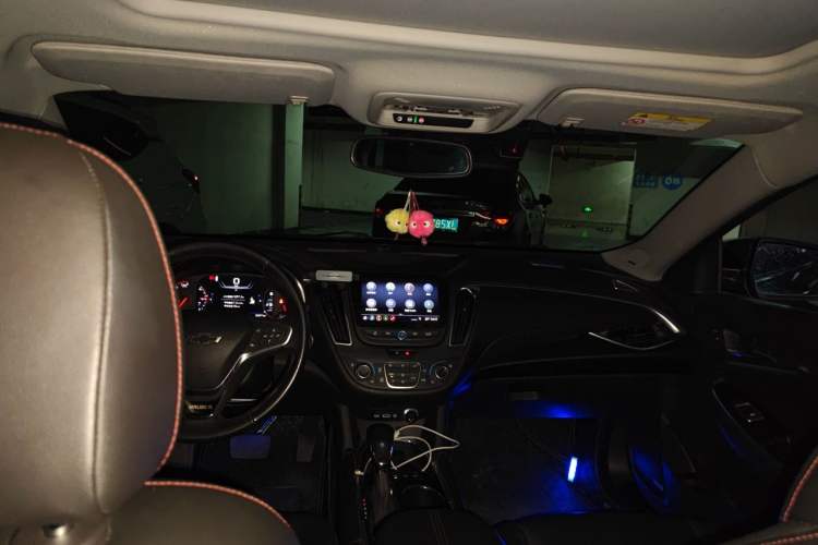 Used Chevrolet Malibu XL 2019 Redline 550T Automatic Smart Edition Headliner