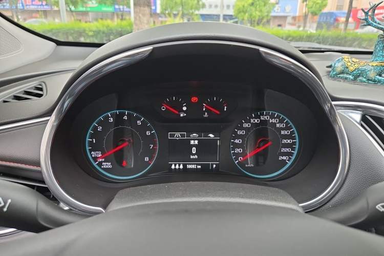 Used Chevrolet Malibu XL 2019 Redline 550T Automatic Sport Edition Instrument Cluster