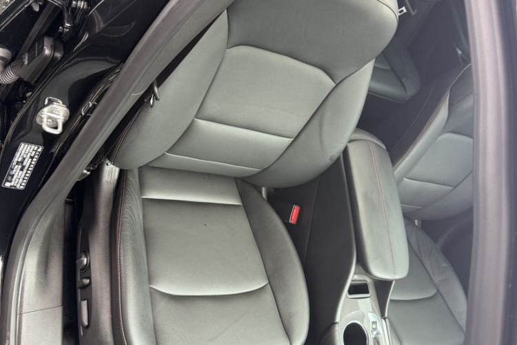 Used Chevrolet Malibu XL 2019 Redline 550T Automatic Sport Edition Interior 1