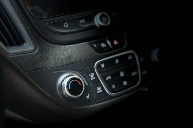 Used Chevrolet Malibu XL 2019 Redline 550T Automatic Sport Edition Interior 6