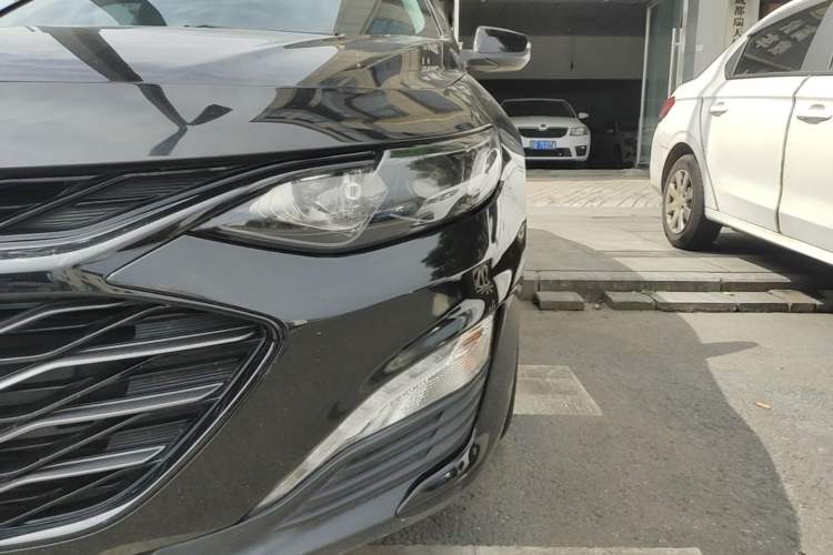 Used Chevrolet Malibu XL 2019 Redline 550T Automatic Sport Edition Left Front Headlight