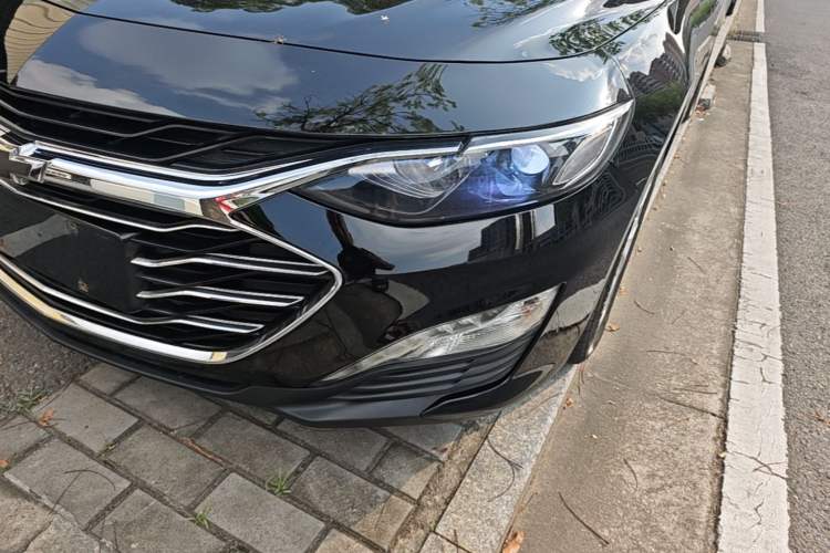 Used Chevrolet Malibu XL 2019 535T CVT Active Version Left Front Headlight