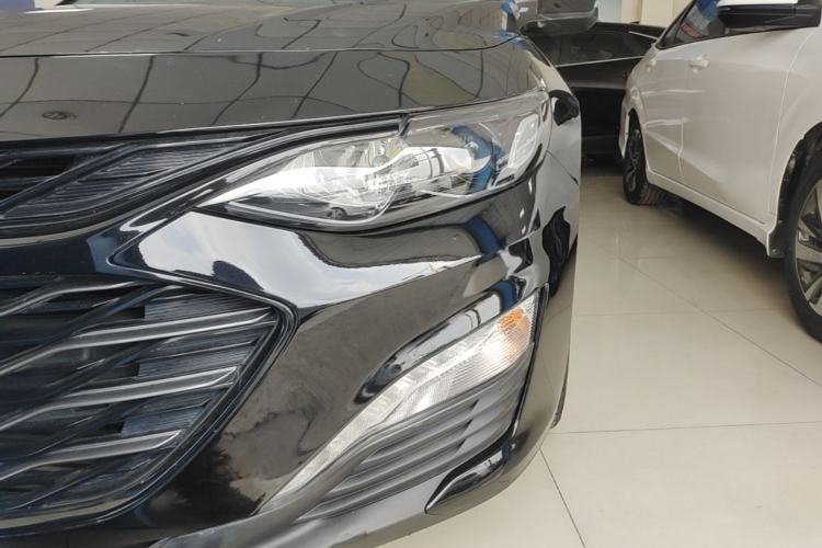 Used Chevrolet Malibu XL 2019 Redline 550T Automatic Sport Edition Left Front Headlight
