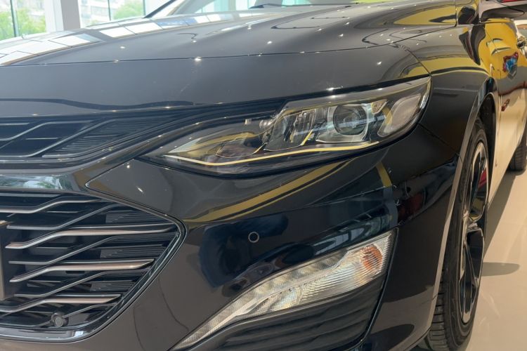 Used Chevrolet Malibu XL 2019 Redline 550T Automatic Smart Edition Left Front Headlight