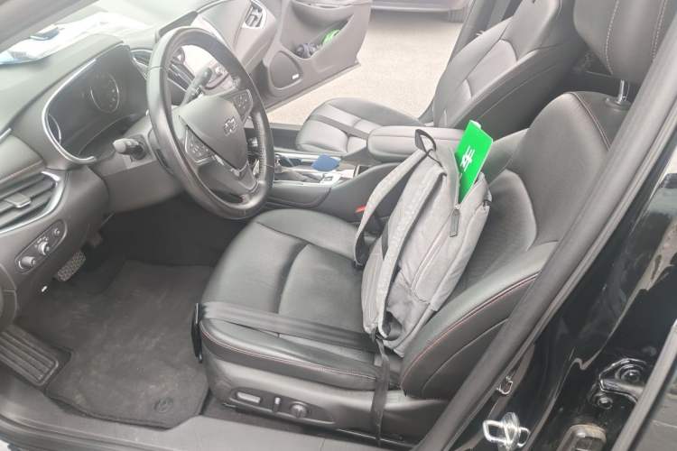 Used Chevrolet Malibu XL 2019 Redline 550T Automatic Smart Edition Left Front Seat