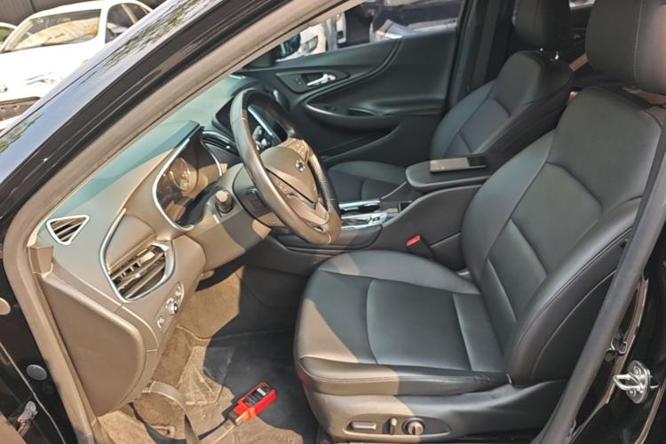 Used Chevrolet Malibu XL 2019 535T CVT Active Version Left Front Seat