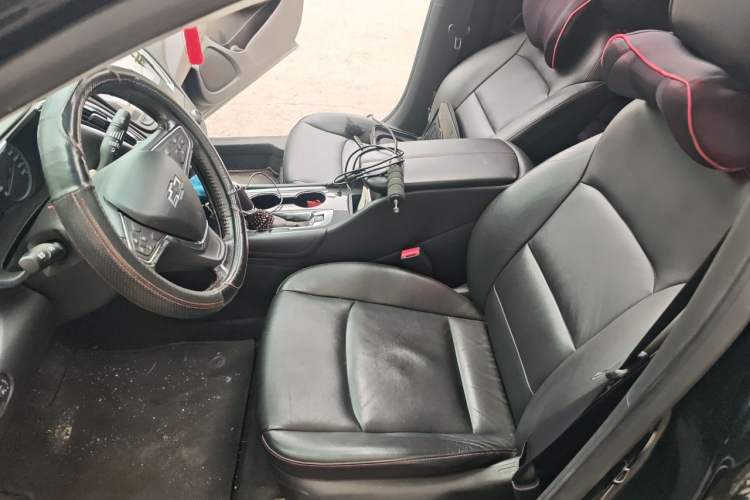 Used Chevrolet Malibu XL 2019 Redline 550T Automatic Sport Edition Left Front Seat