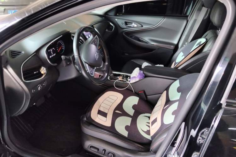 Used Chevrolet Malibu XL 2019 Redline 550T Automatic Sport Edition Left Front Seat
