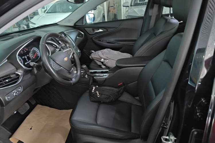 Used Chevrolet Malibu XL 2019 535T CVT Active Version Left Front Seat