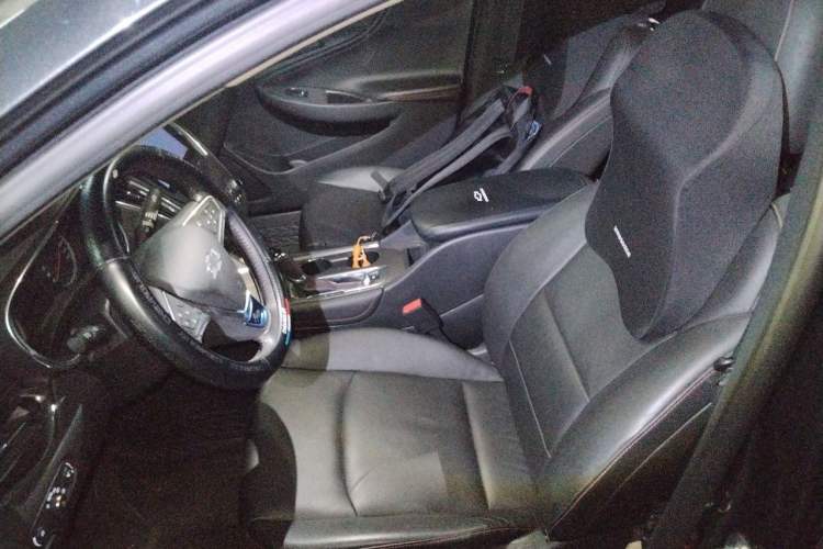 Used Chevrolet Malibu XL 2019 Redline 550T Automatic Sport Edition Left Front Seat