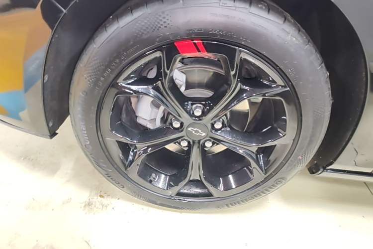 Used Chevrolet Malibu XL 2019 Redline 550T Automatic RuiLian Edition Left Front Wheel Hub