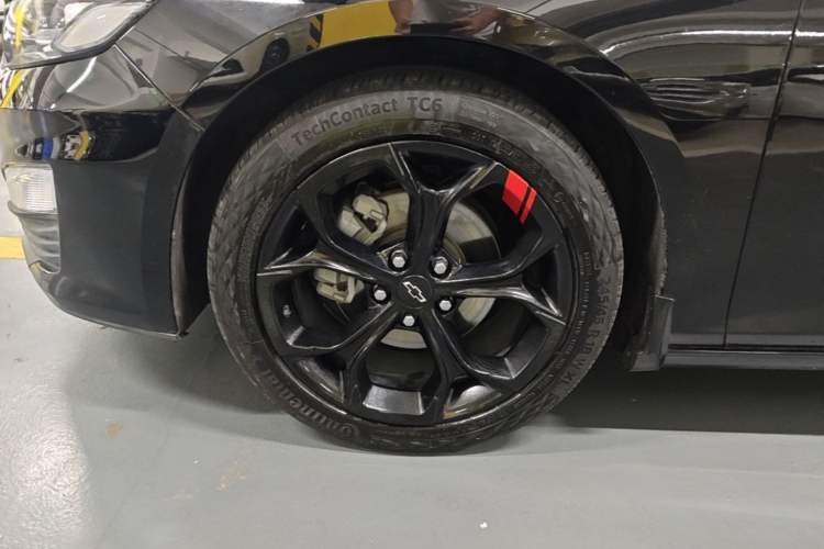 Used Chevrolet Malibu XL 2019 Redline 550T Automatic RuiLian Edition Left Front Wheel Hub