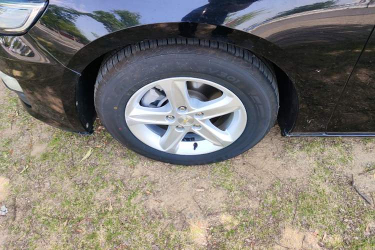 Used Chevrolet Malibu XL 2019 535T CVT Rui Xing Edition Left Front Wheel Hub