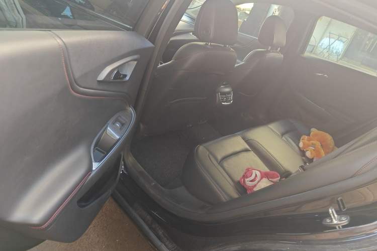 Used Chevrolet Malibu XL 2019 Redline 550T Automatic Sport Edition Left Rear Seat