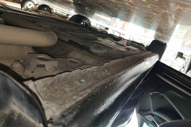 Used Chevrolet Malibu XL 2019 Redline 550T Automatic RuiLian Edition Left Side Sill