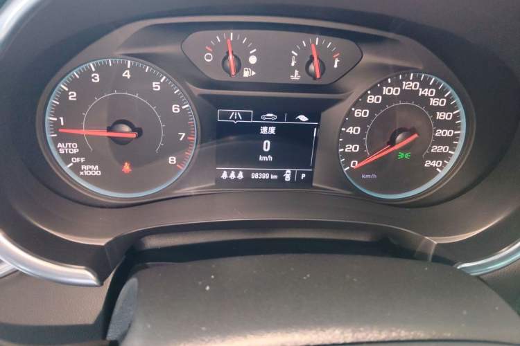Used Chevrolet Malibu XL 2019 Redline 550T Automatic Sport Edition Odometer Close Up
