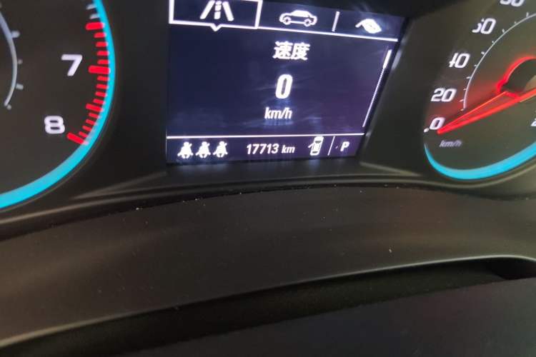 Used Chevrolet Malibu XL 2019 Redline 550T Automatic Sport Edition Odometer Close Up