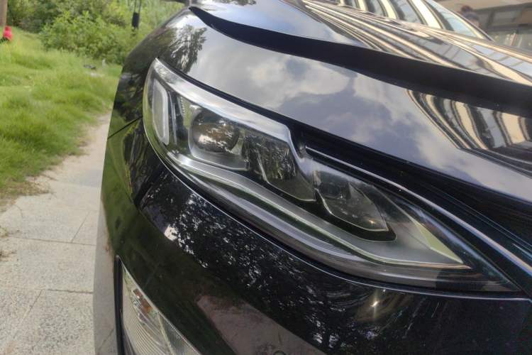 Used Chevrolet Malibu XL 2019 Redline 550T Automatic Smart Edition Right Front Headlight