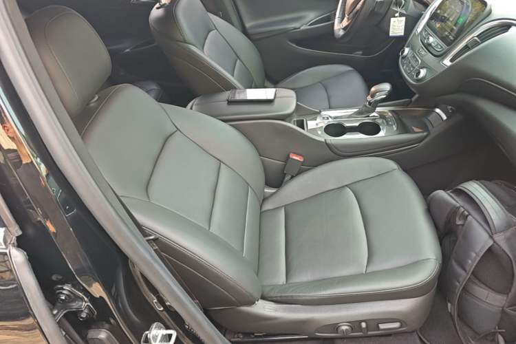 Used Chevrolet Malibu XL 2019 535T CVT Active Version Right Front Seat