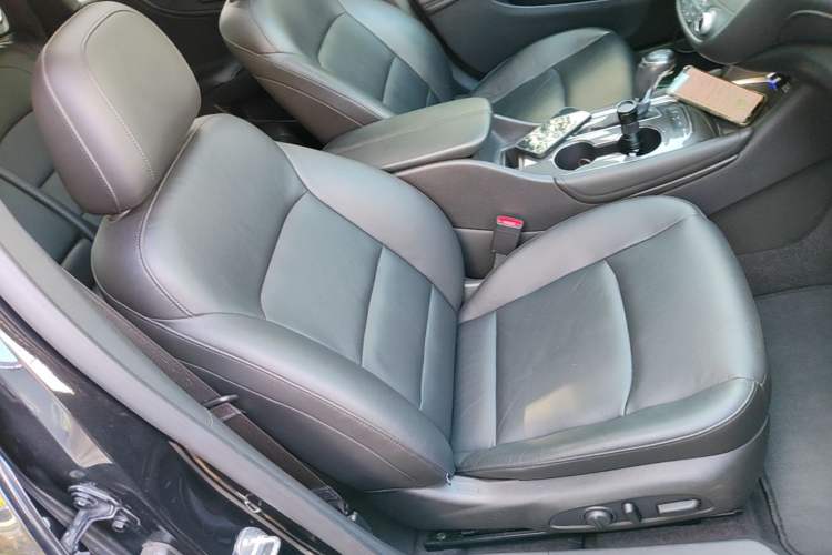 Used Chevrolet Malibu XL 2019 535T CVT Active Version Right Front Seat
