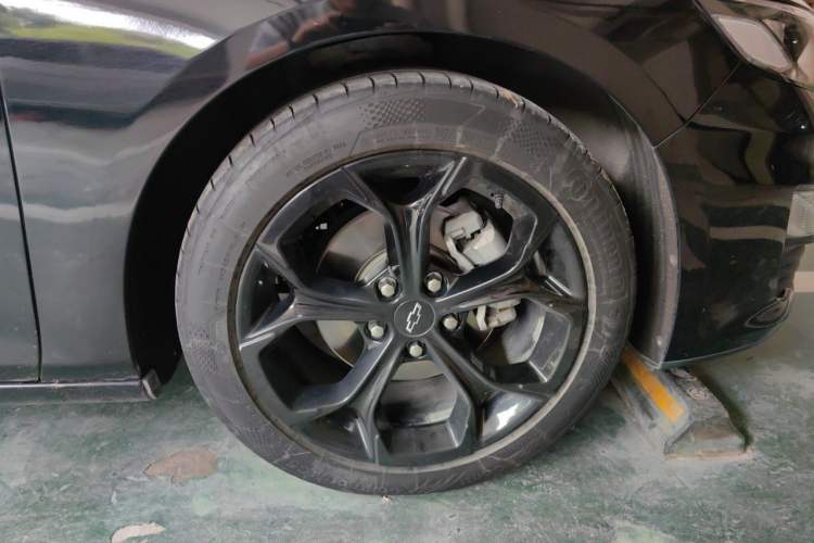 Used Chevrolet Malibu XL 2019 Redline 550T Automatic RuiLian Edition Right Front Wheel Hub