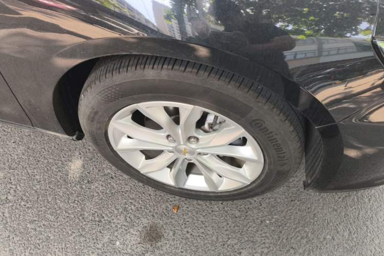 Used Chevrolet Malibu XL 2019 535T CVT Active Version Right Front Wheel Hub