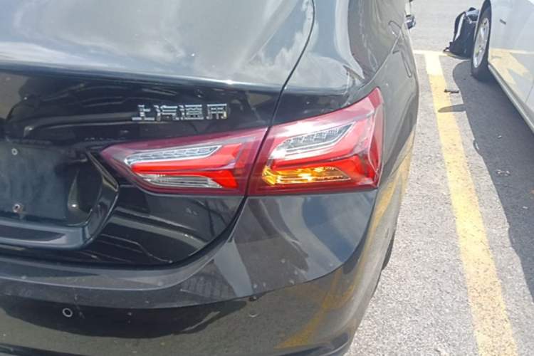 Used Chevrolet Malibu XL 2019 535T CVT Active Version Right Rear Taillight