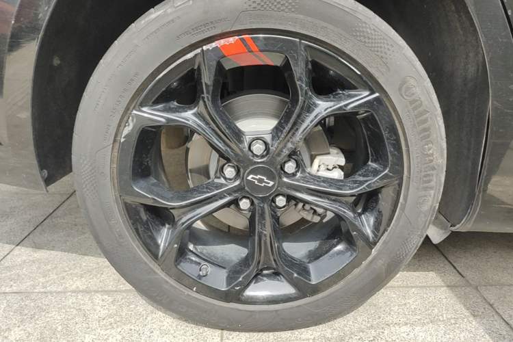 Used Chevrolet Malibu XL 2019 Redline 550T Automatic Sport Edition Right Rear Wheel Hub