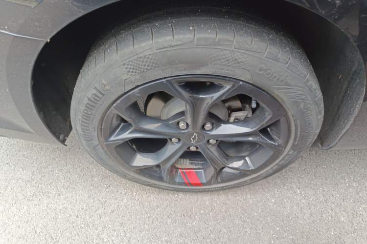 Used Chevrolet Malibu XL 2019 Redline 550T Automatic Sport Edition Right Rear Wheel Hub
