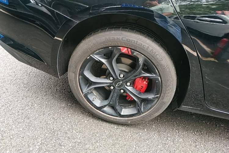 Used Chevrolet Malibu XL 2019 Redline 550T Automatic Sport Edition Right Rear Wheel Hub