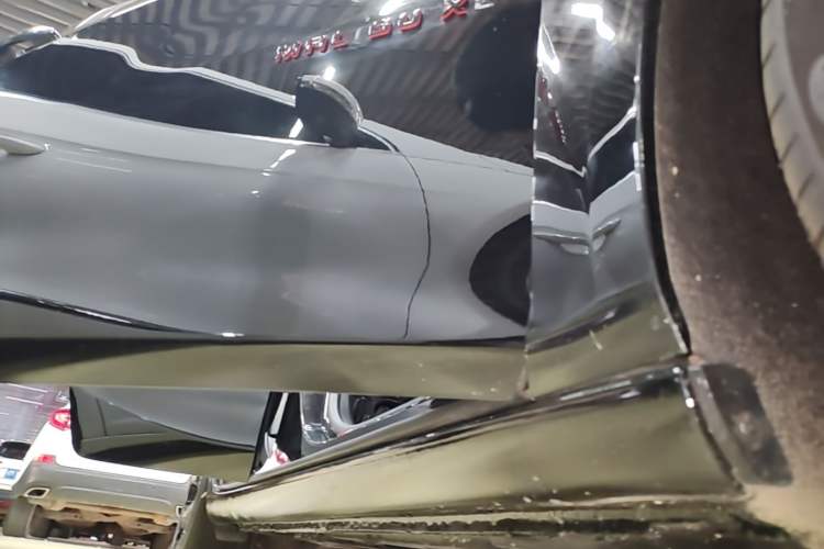 Used Chevrolet Malibu XL 2019 Redline 550T Automatic RuiLian Edition Right Side Sill