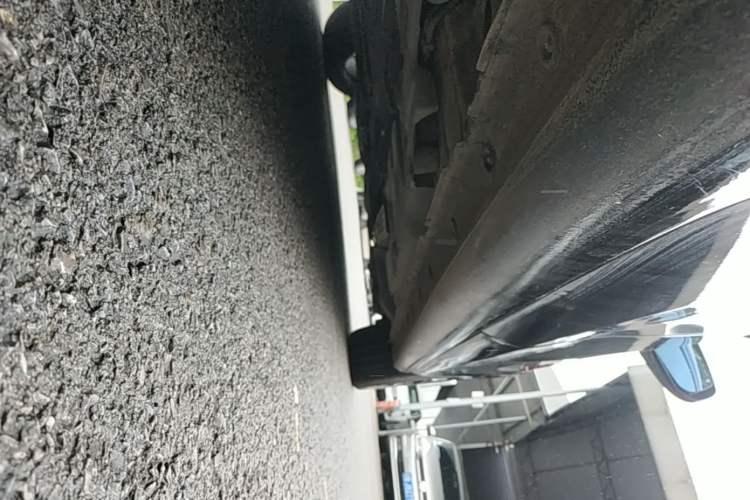 Used Chevrolet Malibu XL 2019 Redline 550T Automatic Sport Edition Right Side Sill