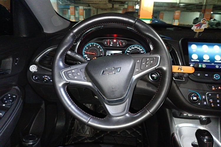 Used Chevrolet Malibu XL 2019 Redline 550T Automatic Sport Edition Steering Wheel