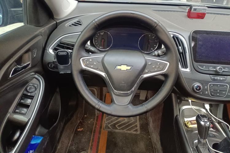 Used Chevrolet Malibu XL 2019 535T CVT Active Version Steering Wheel