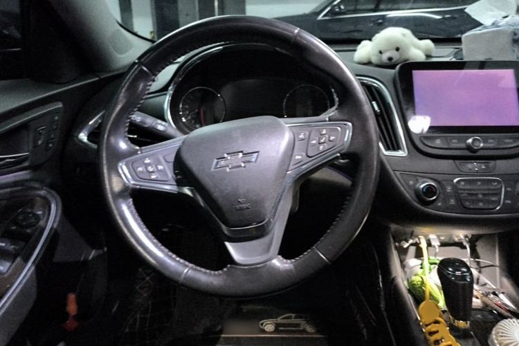 Used Chevrolet Malibu XL 2019 Redline 550T Automatic Smart Edition Steering Wheel