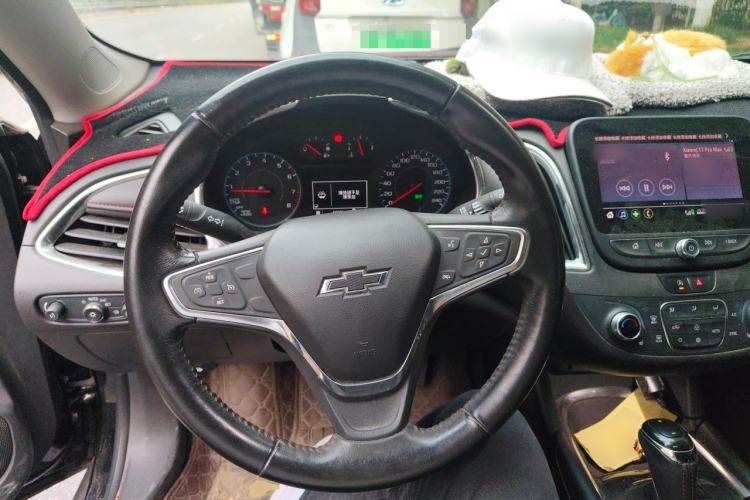 Used Chevrolet Malibu XL 2019 Redline 550T Automatic Sport Edition Steering Wheel