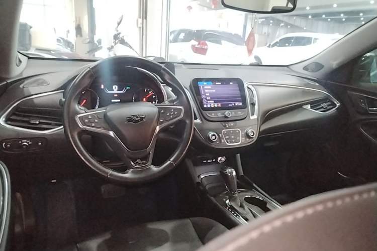 Used Chevrolet Malibu XL 2019 535T CVT RuiLian Edition Steering Wheel