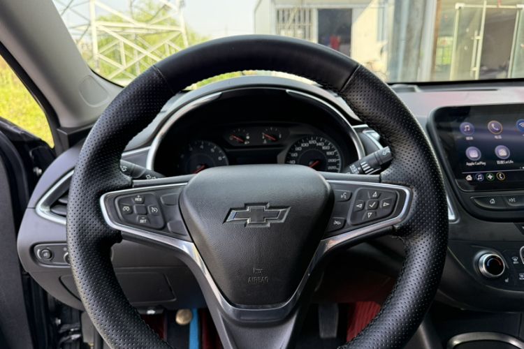 Used Chevrolet Malibu XL 2019 Redline 550T Automatic Sport Edition Steering Wheel