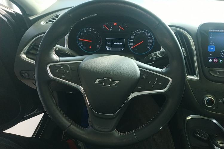 Used Chevrolet Malibu XL 2019 Redline 550T Automatic Sport Edition Steering Wheel