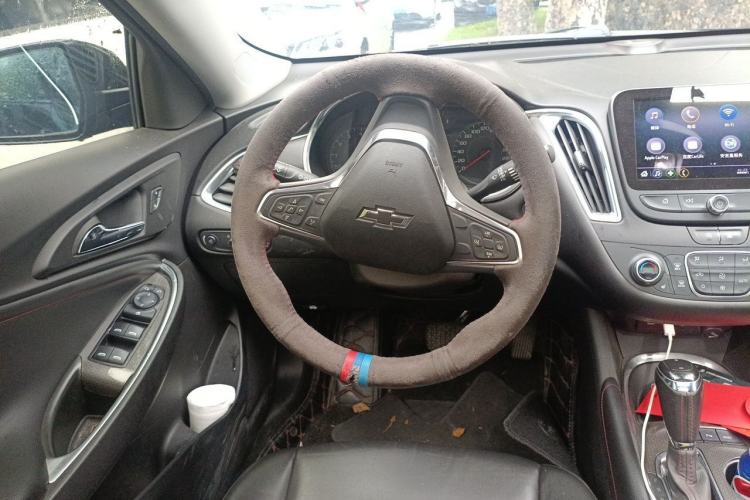 Used Chevrolet Malibu XL 2019 Redline 550T Automatic Sport Edition Steering Wheel