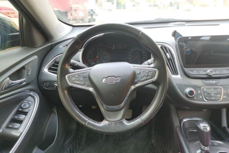 Used Chevrolet Malibu XL 2019 Redline 550T Automatic Sport Edition Steering Wheel